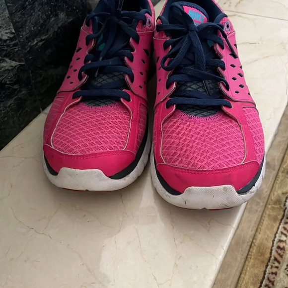 NIKE FLEX 2013 RUN PINK AND NAVY SIZE 8 - Picture 8 of 11